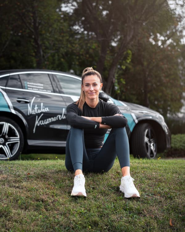 Natalia Bukowiecka po raz piąty zdobywa tytuł Mistrzyni Polski na 400 metrów! 🎉
Udowadniając, że ciężka praca, determinacja i konsekwencja prowadzą na sam szczyt.
Z ogromną dumą gratulujemy wyniku!👏
To kolejny sukces, który inspiruje i pokazuje, że warto walczyć o swoje cele do samej mety.
Natalia, dziękujemy że reprezentujesz wartości, które są bliskie również MB Motors – pasja, doskonałość i nieustanne dążenie do rozwoju.
Życzymy powodzenia w kolejnych startach i trzymamy kciuki za następne wielkie zwycięstwa!